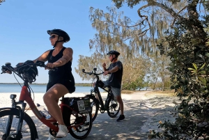 Caloundra: Easy Peasy Rumba E-Bike Tour with Local Guide