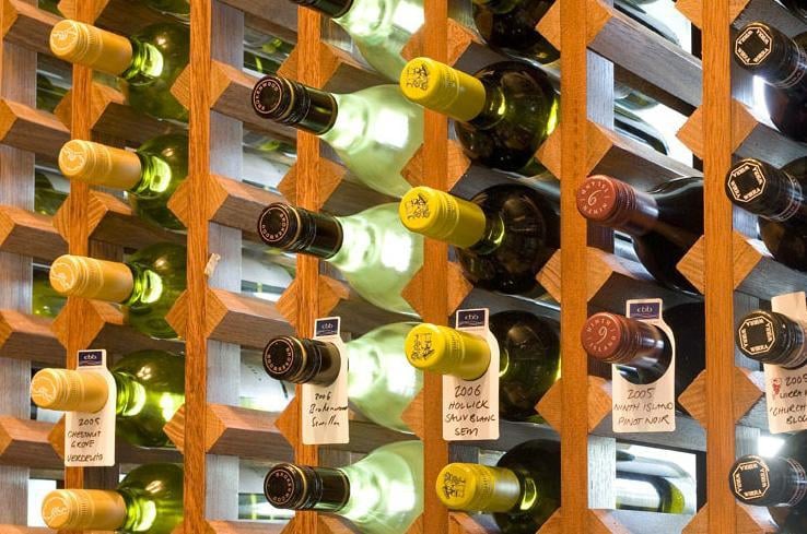 Ebb Waterfront Dining and Cellars
