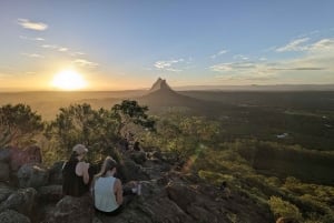 Glass House Mountains: Big Pineapple & Eumundi Markets Tour