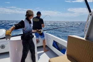 Noosa: Full Day 10 Hour Guided Fishing Experience