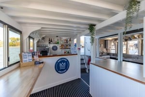 Noosa River Cruise with Seafood Lunch and Commentary