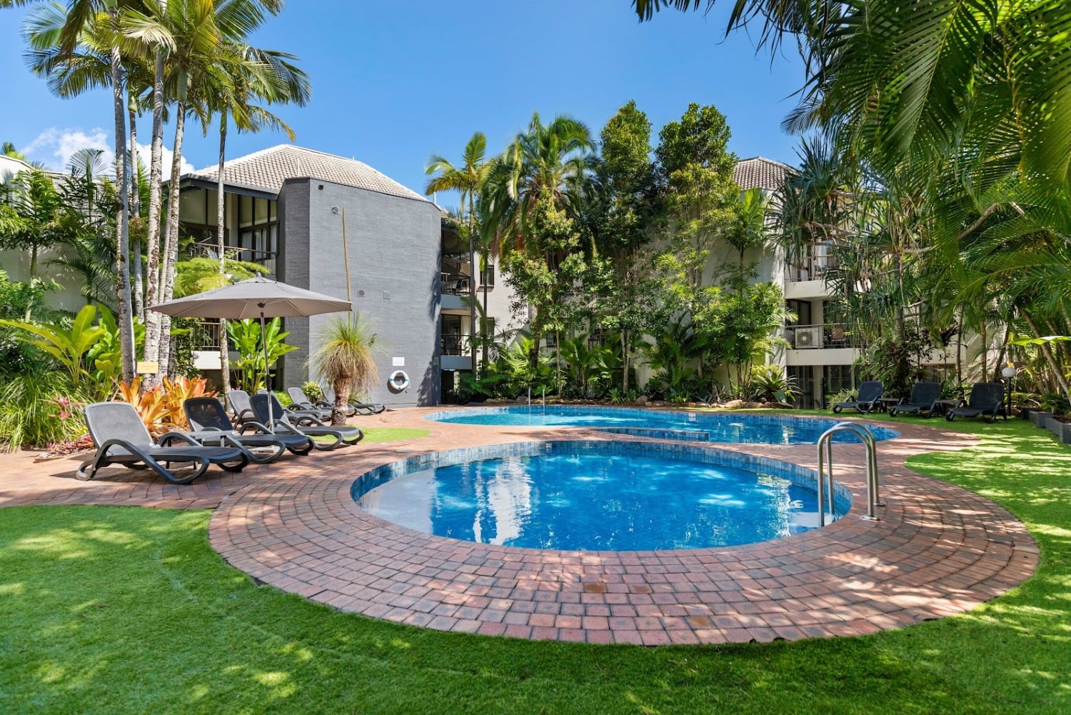 Ocean Breeze Resort
