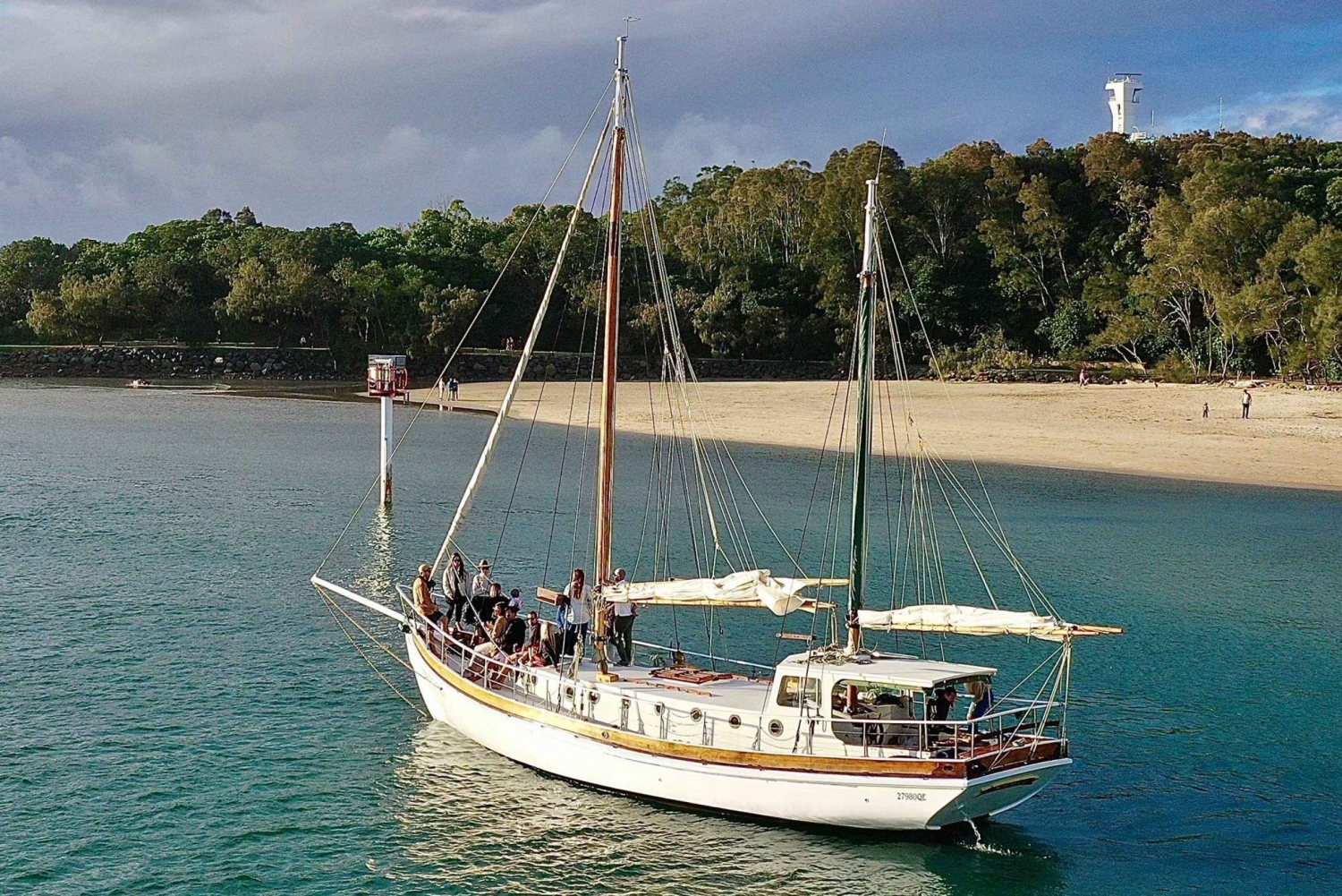 Saltwater Cultural Tour led by Traditional Owner