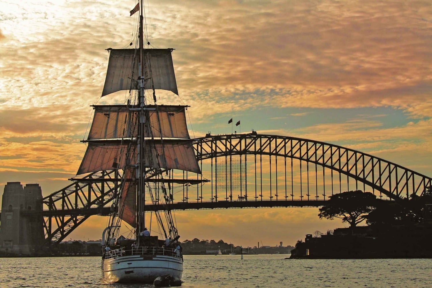 Australia Day: Tall Ships Soren Larsen Dinner & Fireworks