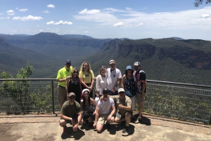 Blue Mountains: Scenic World, Waterfalls, and Wildlife Park