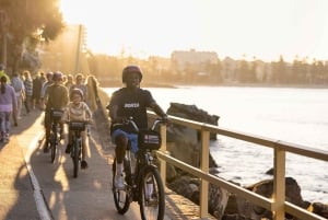 Zapierająca dech w piersiach wycieczka rowerowa na plażę Manly i rejs wycieczkowy o zachodzie słońca