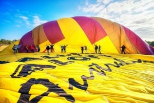 Camden Valley: Sunrise Hot Air Balloon Flight With Breakfast