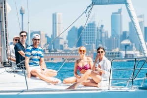 Esclusiva vela crepuscolare del porto di Sydney con Champagne
