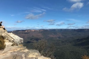 From Sydney: Blue Mountains Day Trip with River Cruise