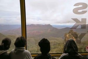 From Sydney: Blue Mountains Full-Day Trip with Cruise