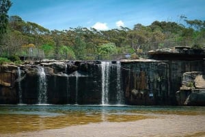 Piilotettuja rantoja ja vesiputouksia Päiväretki !