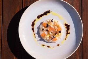 Orange: Disfruta con Swinging Bridge: almuerzo de 5 platos y visita guiada.