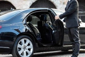 Premium airport transfer to Western Suburbs