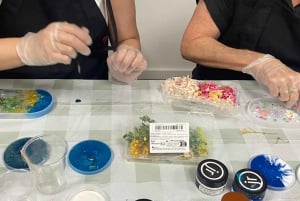 Sydney: Resin Art Classes - Cheeseboards, Trays & Coasters