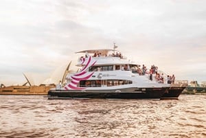 Sydney: 2-Hour Lunch Cruise with Welcome Drink