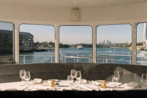 Sydney: Crucero por el puerto con cena de 3 platos