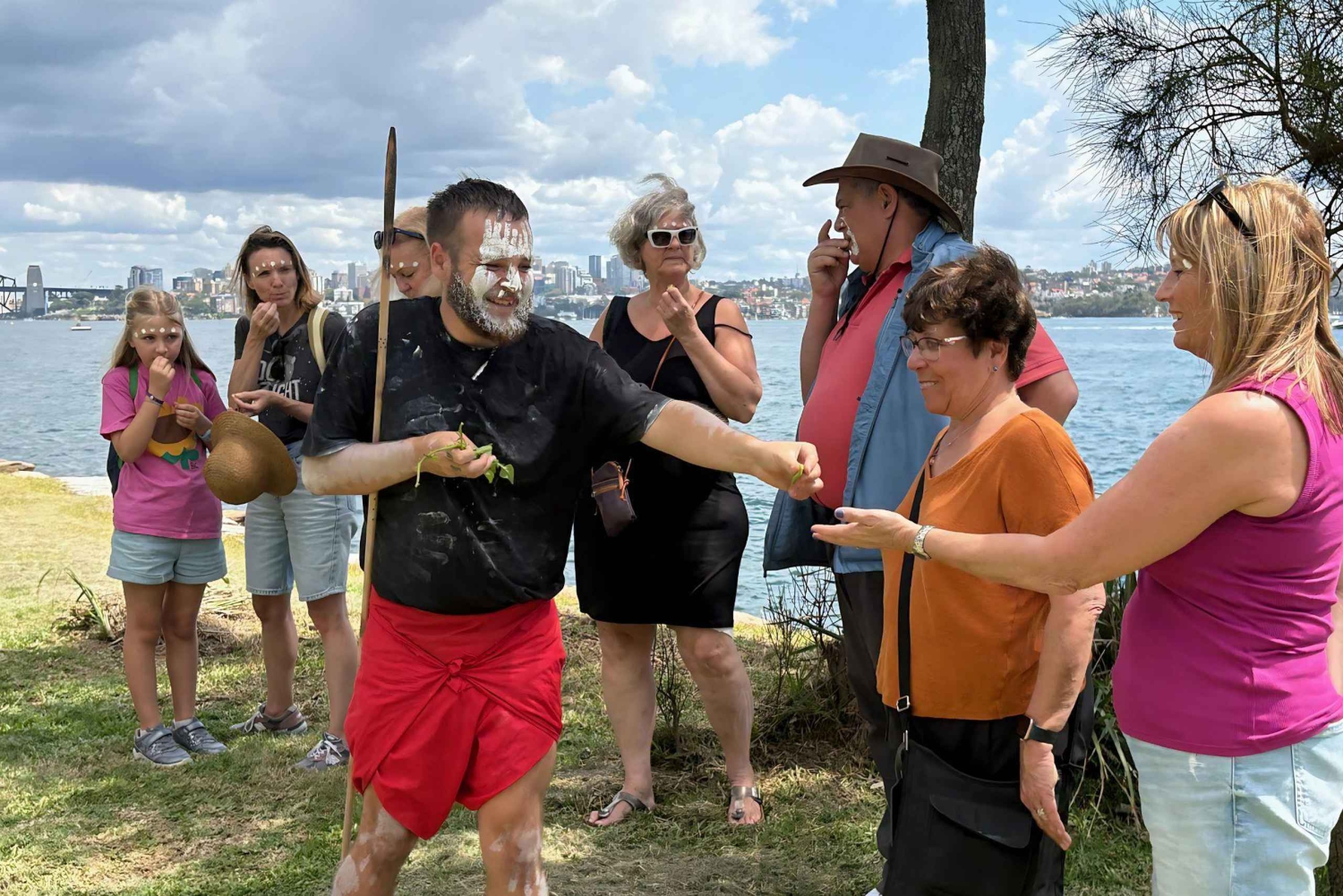 Sydney: Aboriginal Cultural Cruise with Clark Island Tour