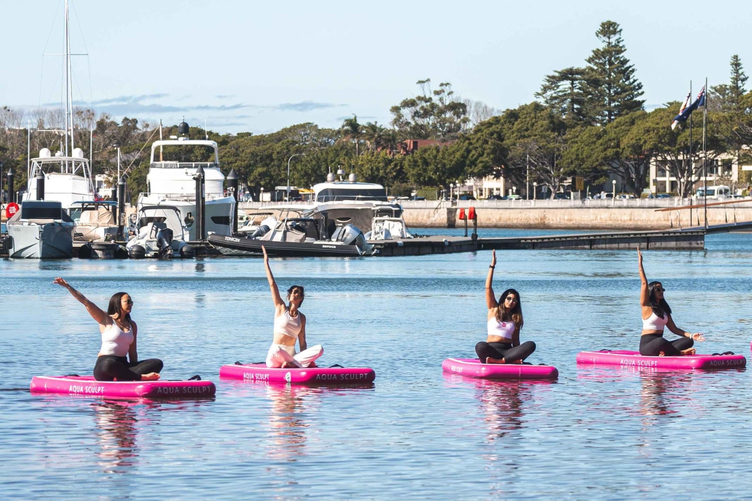 Sydney: Aqua Sculpt Floating Pilates Class Experience