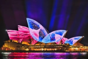 Sydney: Breng je eigen drankjes mee Vivid Harbour Cruise