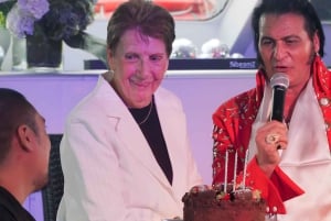Sydney: Elvis-Tribute-Show-Hafenrundfahrt mit Buffet