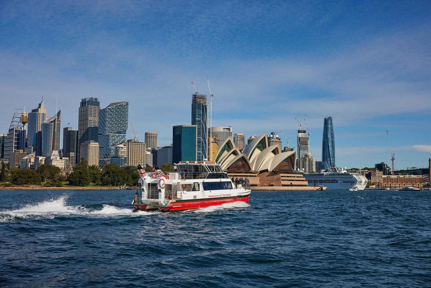 Sydney Explorer Pass: Risparmia fino al 50%* sui biglietti per le attrazioni.