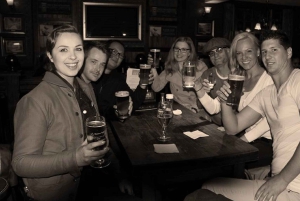 SYDNEY: Spøgelser, grog og The Rocks: Spøgelsespubber og kældertur