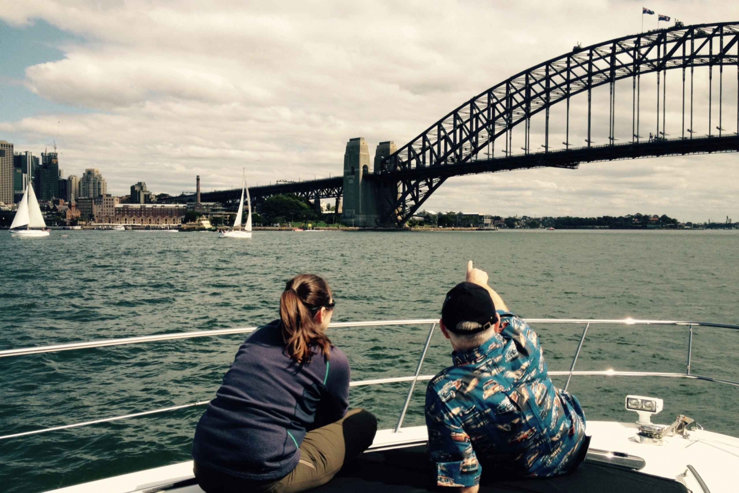 Sydney: Harbor Cruise with Gourmet Lunch and Beverages