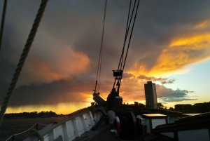Sydney Harbor Tall Ship Vin & Canapés Kvällskryssning