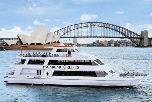 Sydney Harbour: 3-Hour Lunch Cruise with Live Music