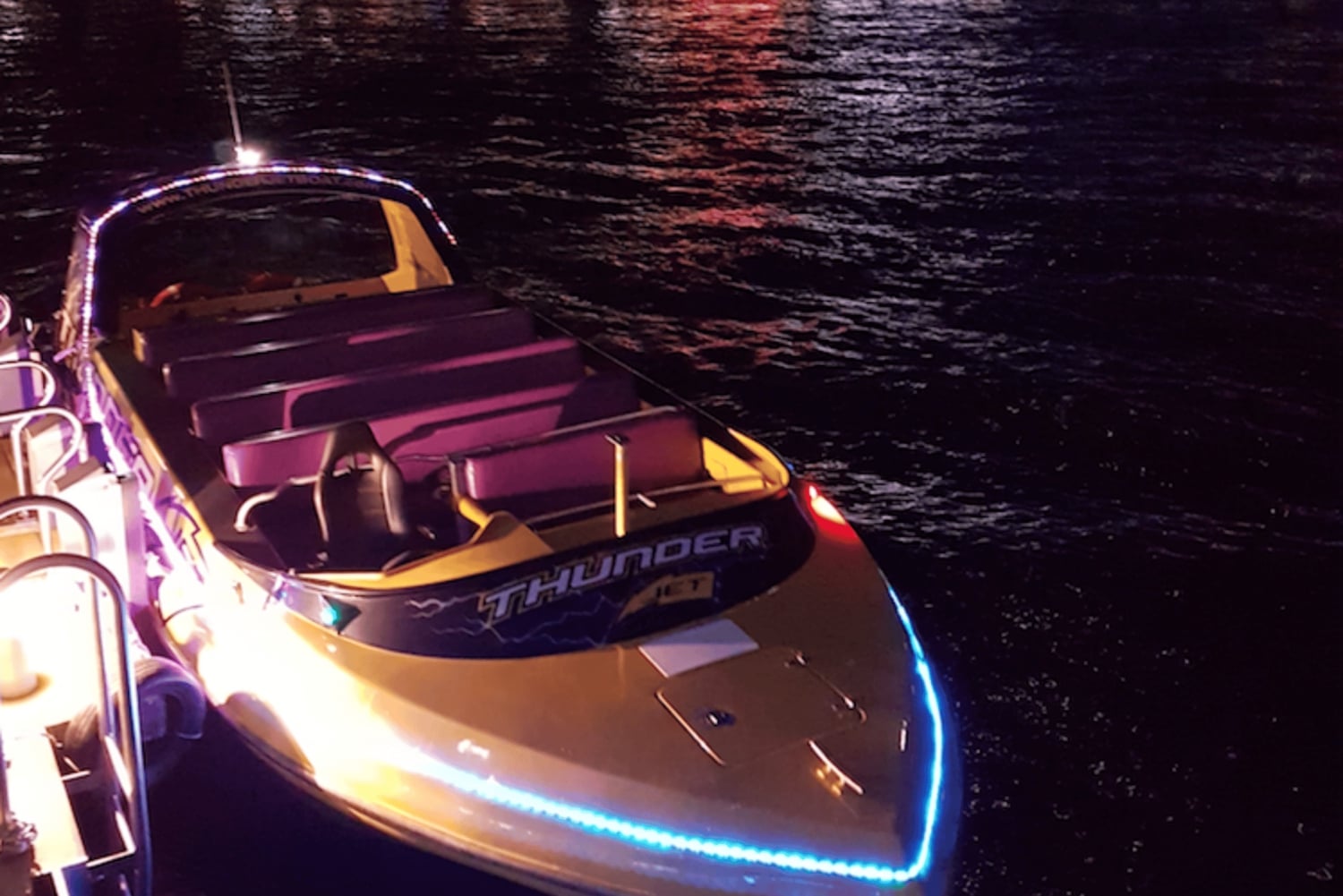 Sydney Harbour: 30 minutter med levende cruise med langsom jetbåt