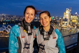 Sydney Harbour BridgeBeklimming: Top Schemering