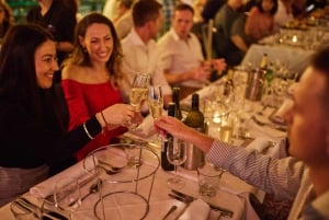 Sydney Harbour: Cabaret Cruise with 3-Course Dinner