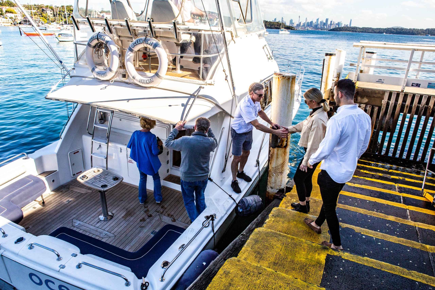 Sydneyn satama: Lounasristeily