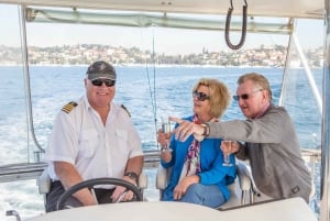Sydney Harbour: Luksus Multi-Stop Progressive Lunch Cruise