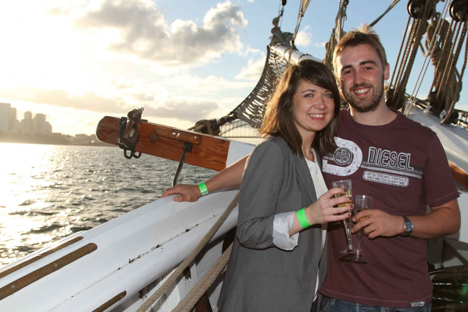Sydney Harbour: Tall Ship Valentines Dinner Cruise