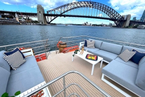 Sydney: Intimate Vivid Harbour Cruise with Canapes