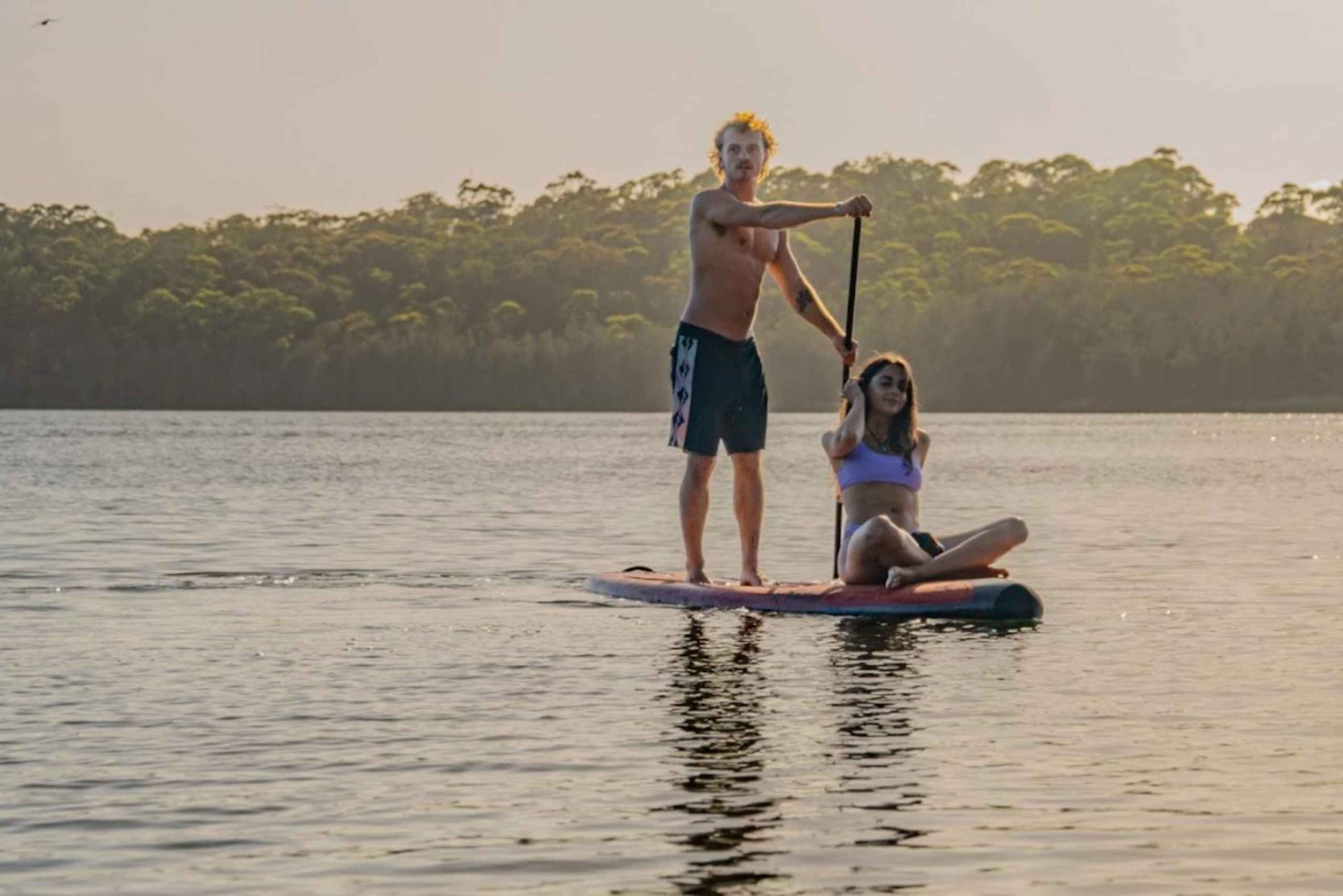 Sydney: Narrabeen Lagoon Sunrise SUP og frokost