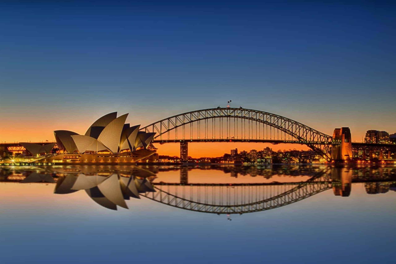 Sydney: Opera House & Featherdale Wildlife Park Tour
