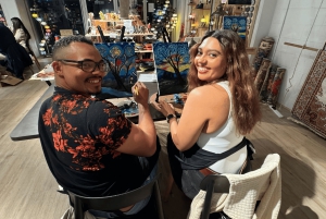 Sydney: Maluj i popijaj - akryl, płótno i wino