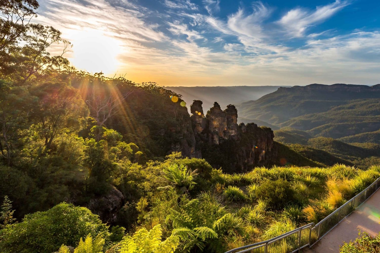 シドニー：ブルーマウンテンズの名所＆リバークルーズ（プライベート・ラグジュアリーツアー）