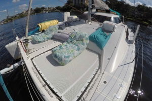 Sydney Sails and Whales - Luxury Catamaran Whale Watching