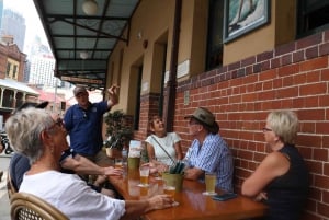 Sydney: wycieczka po pubie The Rocks z posiłkiem