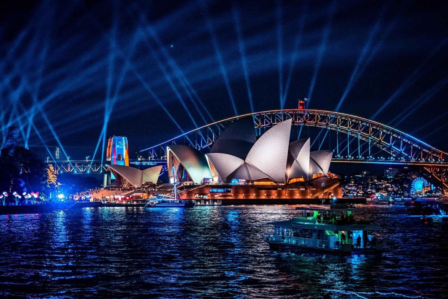 Sydney: VIVID Lights Cruise with Canapes and Sparkling Wine