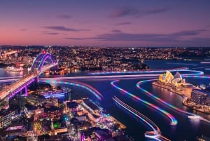 Sydney: Vivid Sydney Harbour Dinner Cruise with Drinks