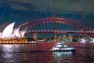 Sydney: Vivid Sydney Harbour Dinner Cruise with Drinks