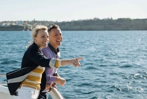 Sydney: Whale Watching Cruise