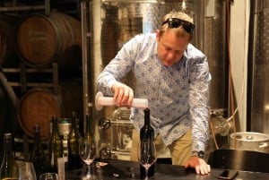 Sydney: Viinin sekoittaminen ja maistelu