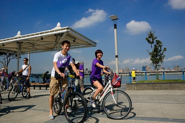Cycling in Taipei / Photo courtesy of Ming Yen-Hsu