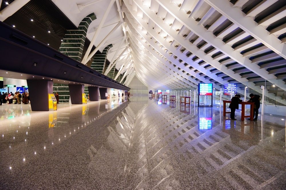 Taoyuan airport passage hall