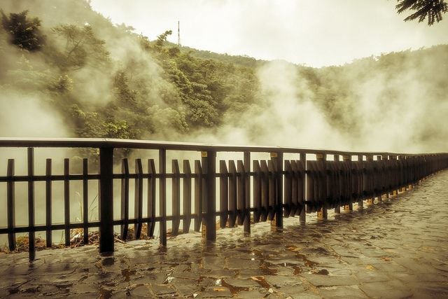 Hot Springs Taipei / Photo by Alexander Synaptic